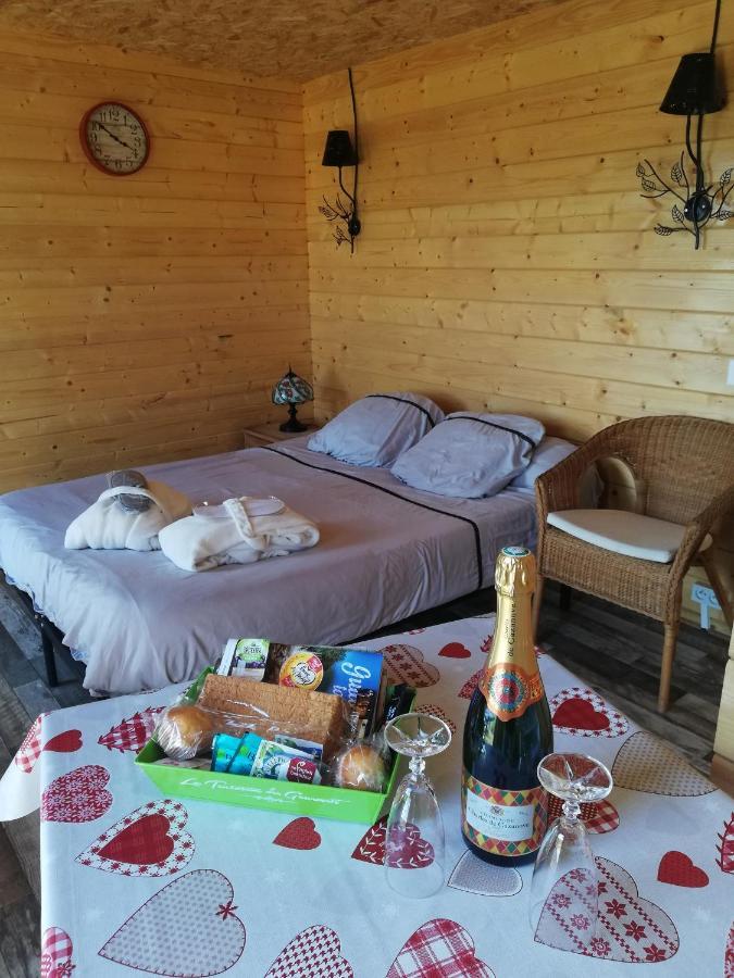 Charmant Chalet Pour 2 Personnes Spa Prive Massillargues-Attuech エクステリア 写真